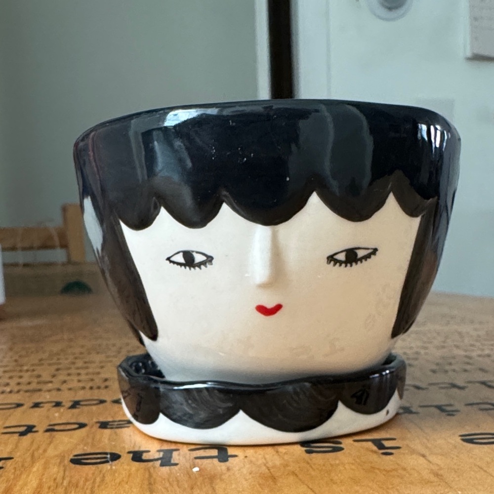 Anthropologie /Kinska cute girl planter and saucer